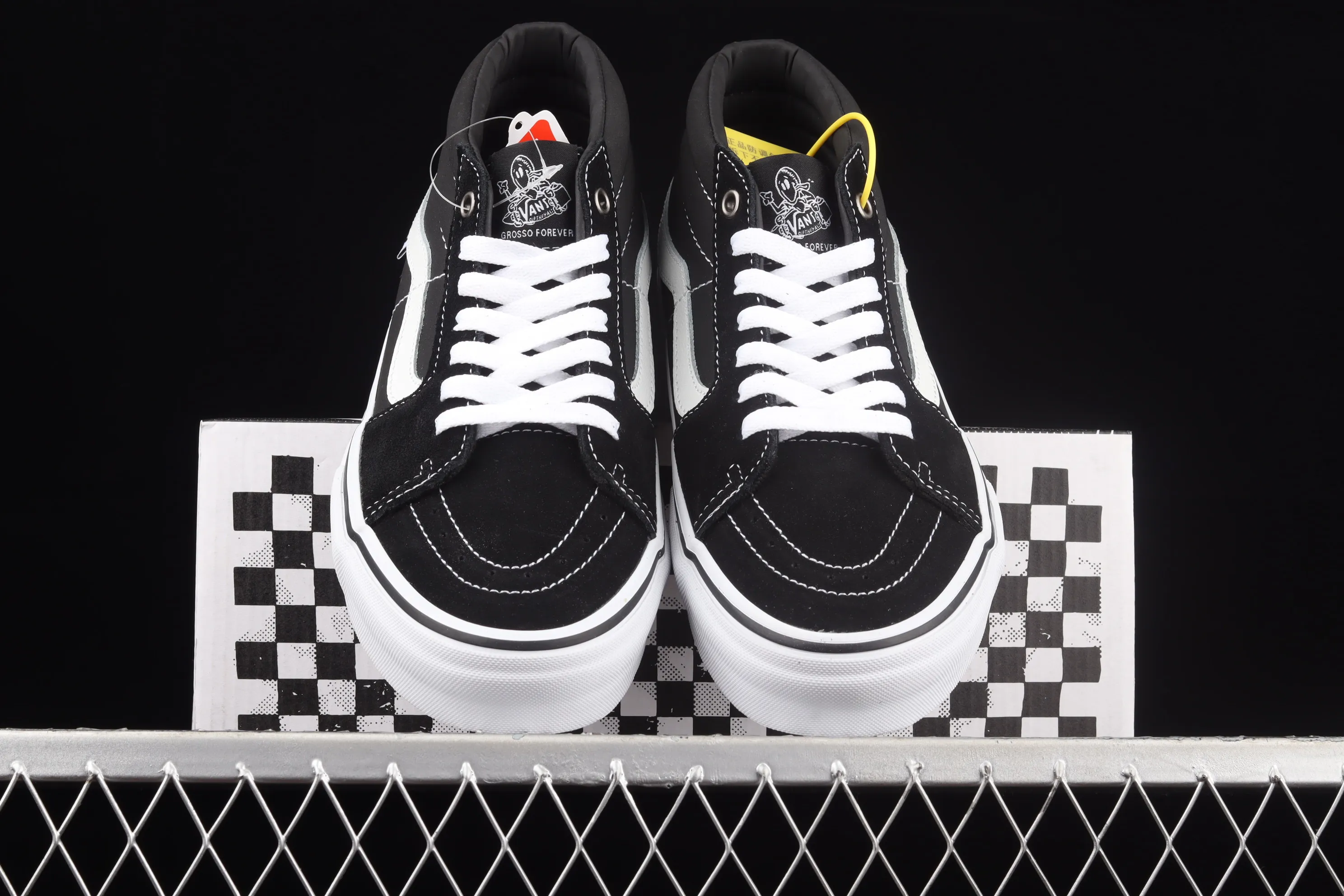 All categories Vans Vans series Vans Mid Vans Kate SK8-Mid black and white suede professional skateboard shoes commemorating legendary skater superstar Jeff Grosso VN0A5FCG625